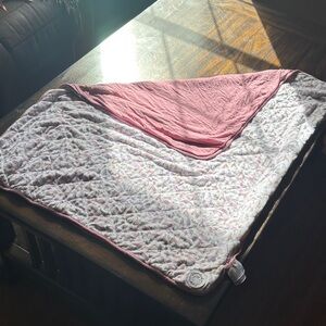 Cozy Pink Quilted Throw Blanket